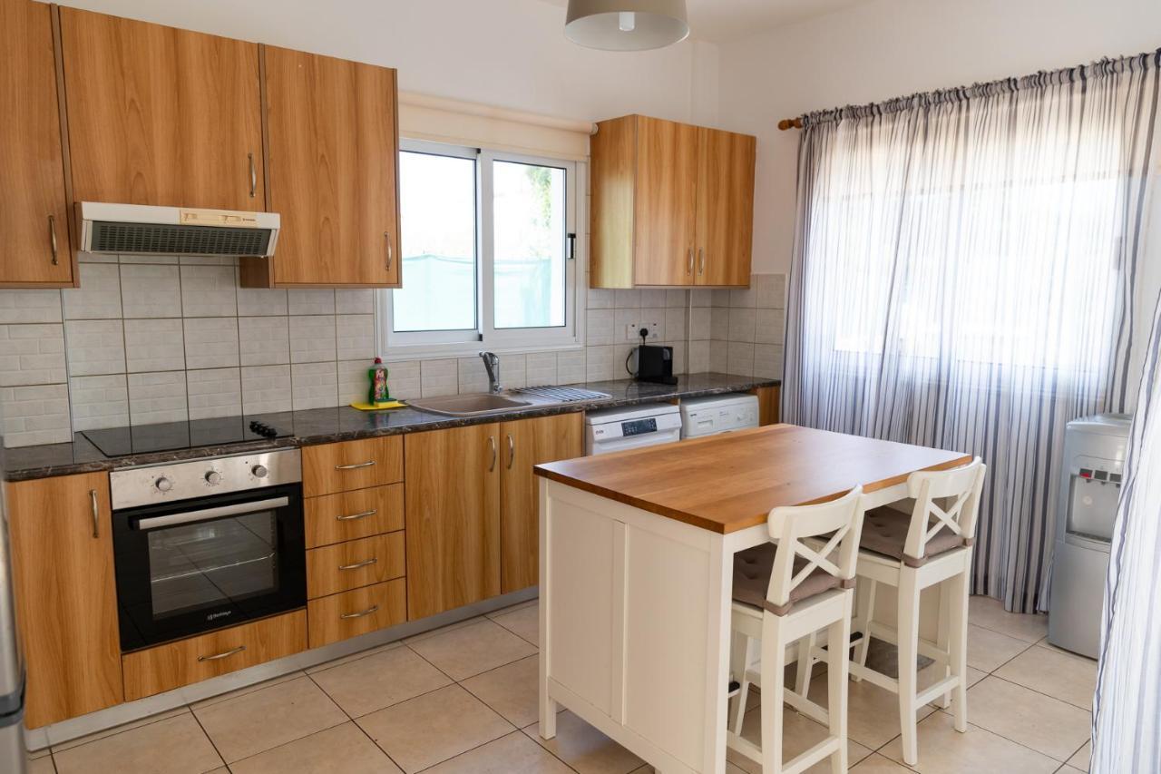 Konnos Villa Ekaterina Протарас Экстерьер фото